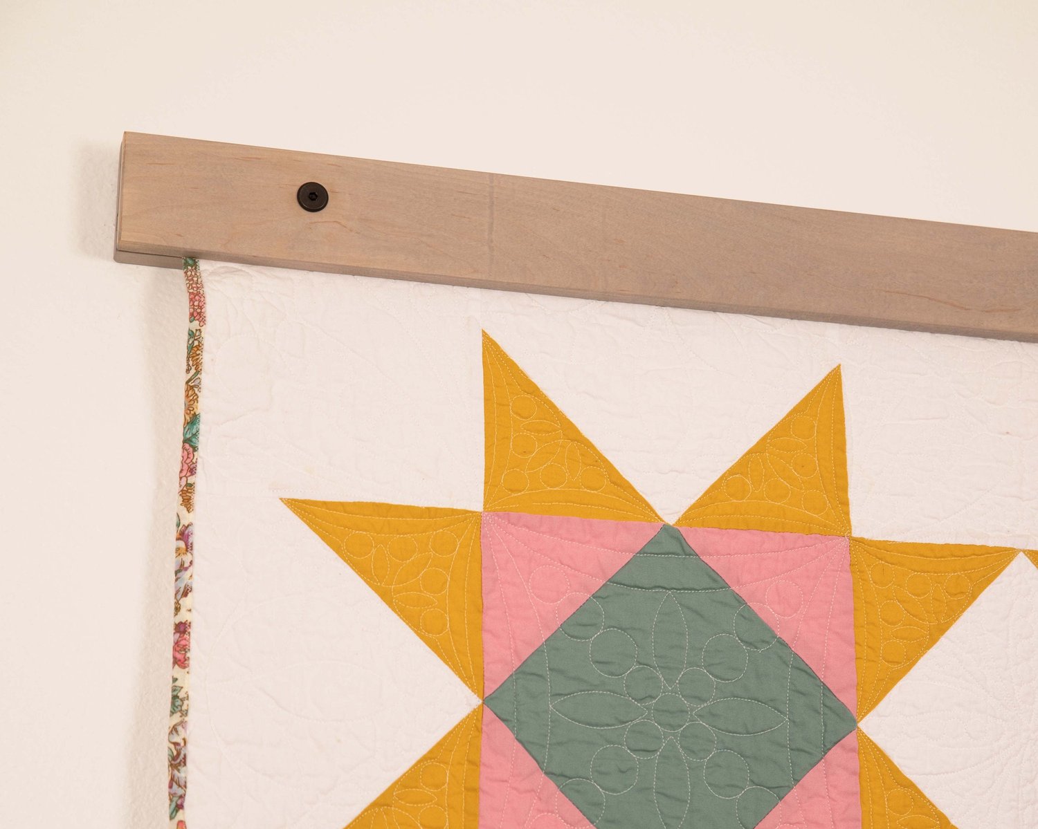 Weathered Wood Quilt Hanger in Maple — Block Party Quilt Co Precut