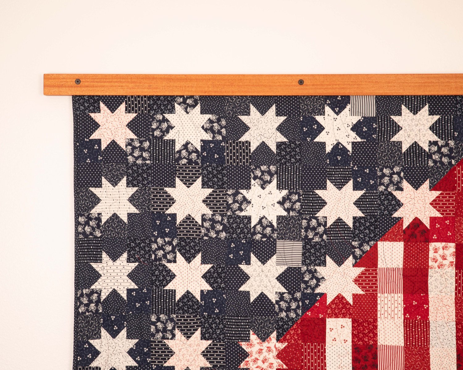 Black Quilt hanger - Tapestry Hanger - Matte Black Quilt Rack — Block Party  Quilt Co Precut Quilt Kits