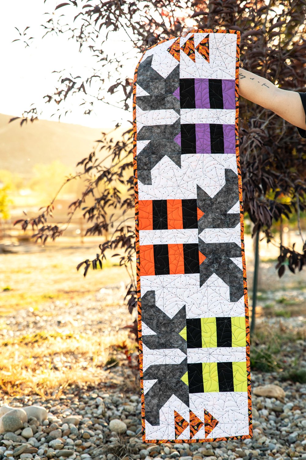 Wall Tapestry Hanger by Block Party Quilt - Issuu