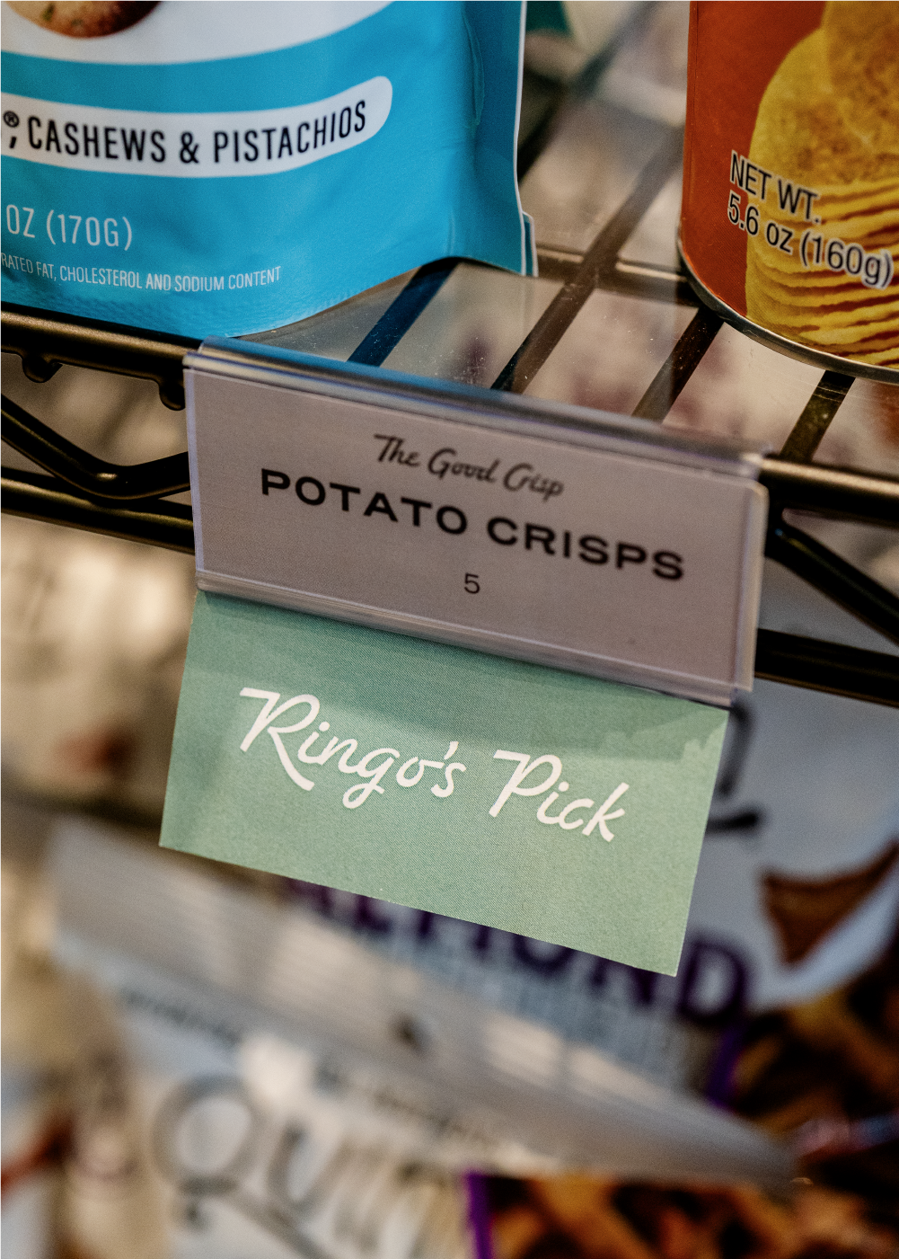 HiFi_LaylaRingo_Restaurant_Branding_MarketSignage.png