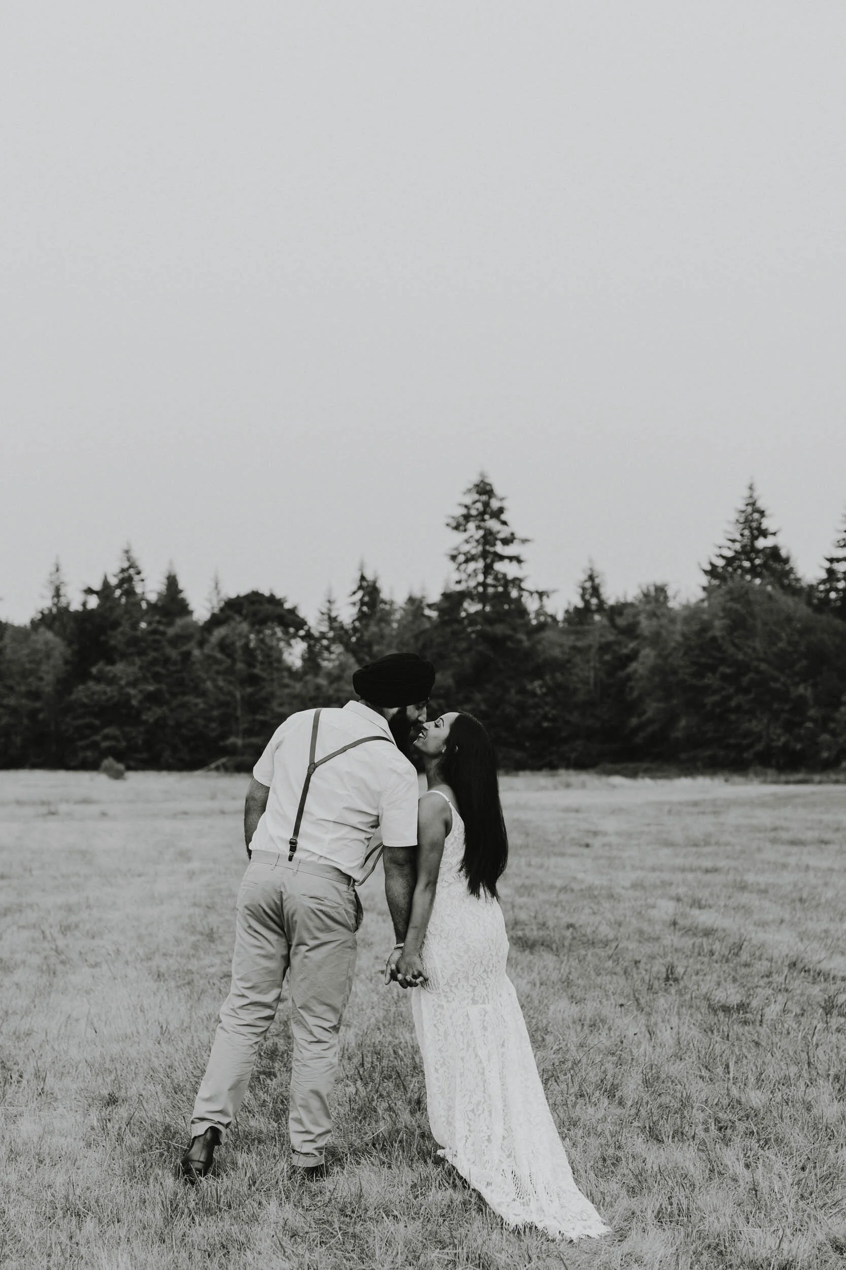 PortraitsByErin_VandTJ-6287.jpg