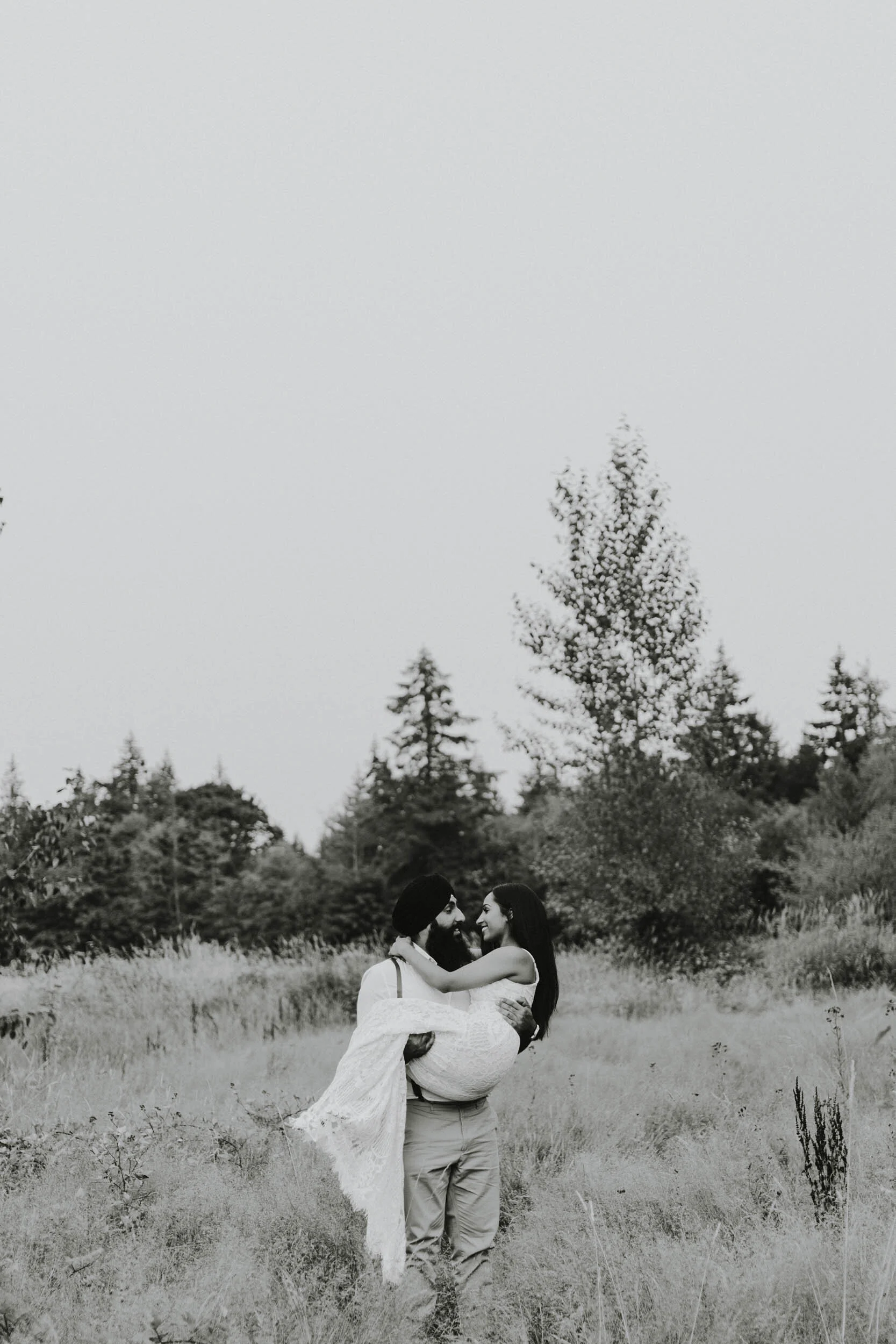 PortraitsByErin_VandTJ-6351.jpg