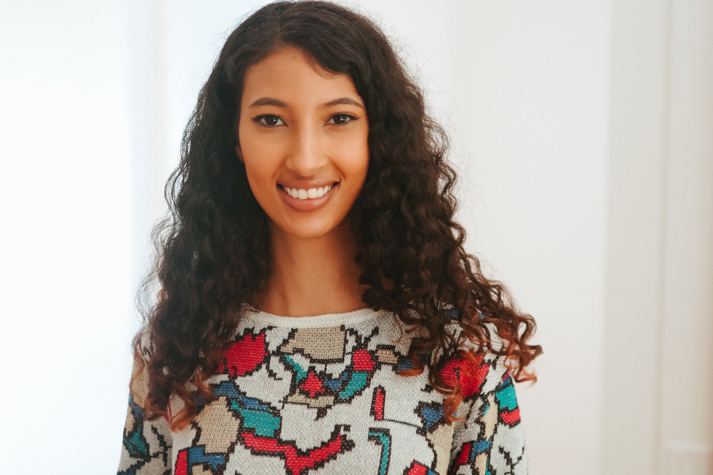 Omaima Headshot-4.jpg