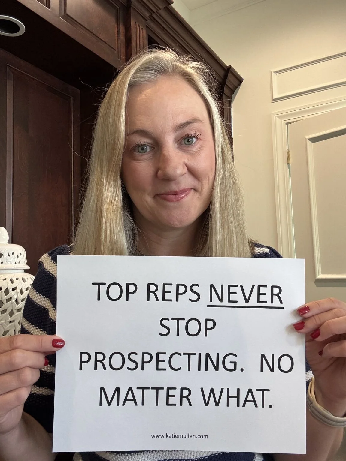 Top Sales Reps NEVER Stop Prospecting (No Matter What)