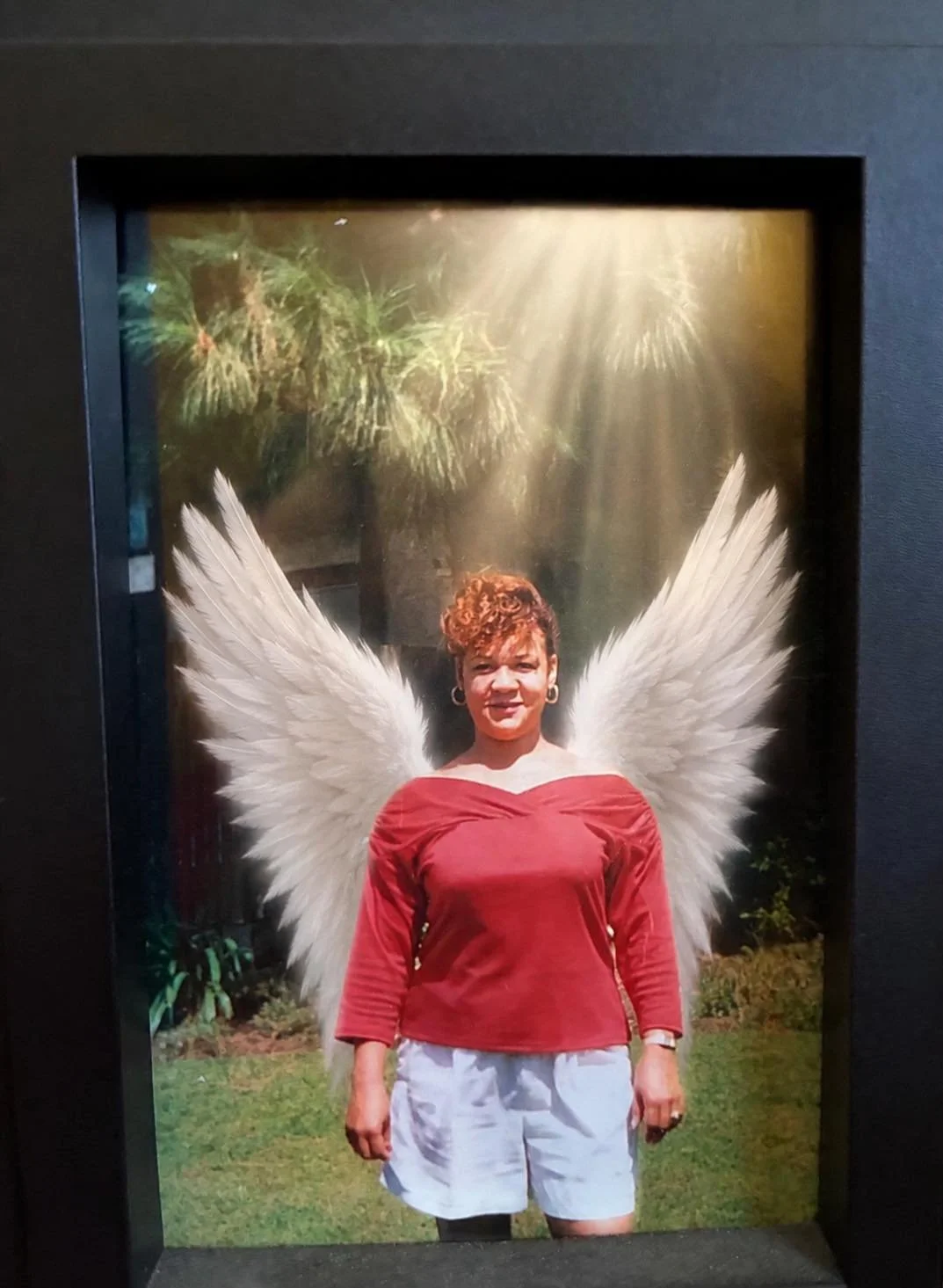 Today my hear broke into a thousand pieces. R.I.P mom. You gained your wings this morning and joined dad in heaven.