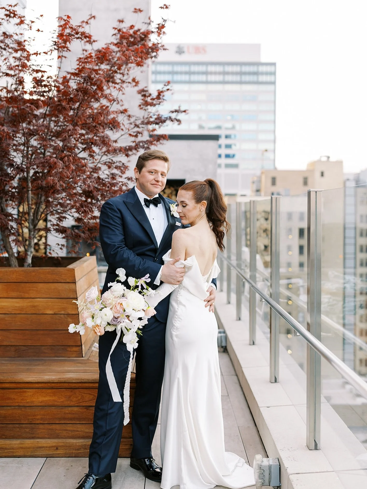 happy love day to the lovers. 🤍
&bull;
Planner: @dedescheibeevents 
Photographer: @christinemeyercreative 
Florals: @e.floral_design 
Venue: @noelle_nashville