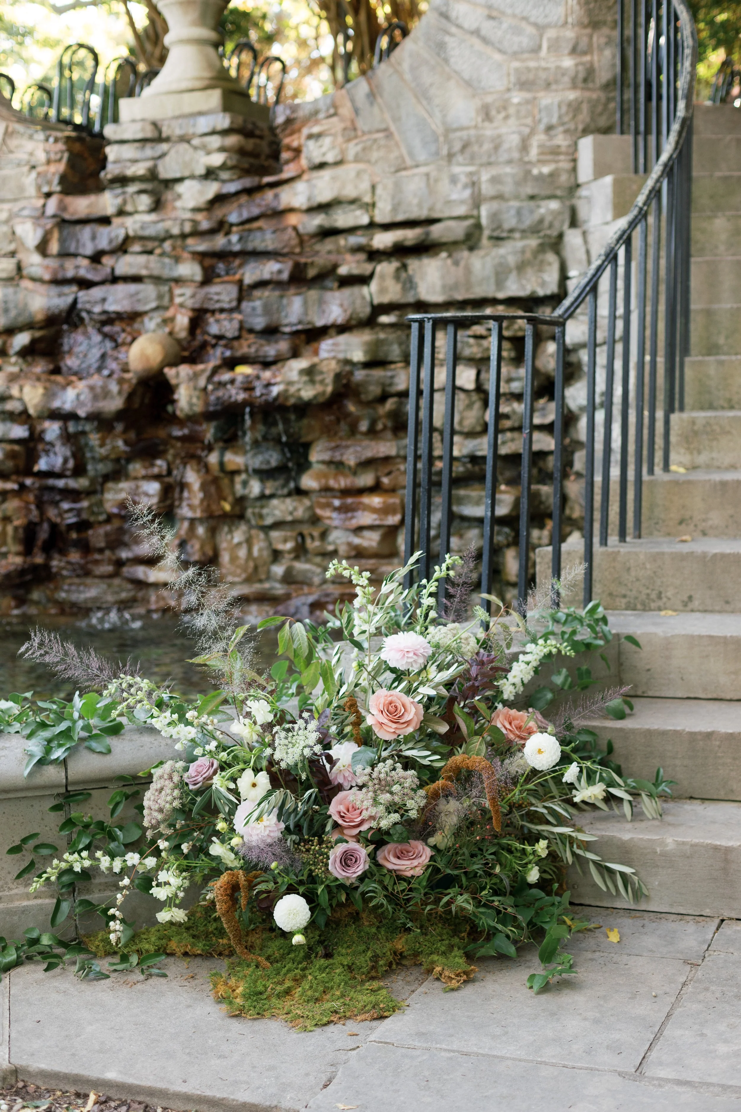 Organic, nature-led florals