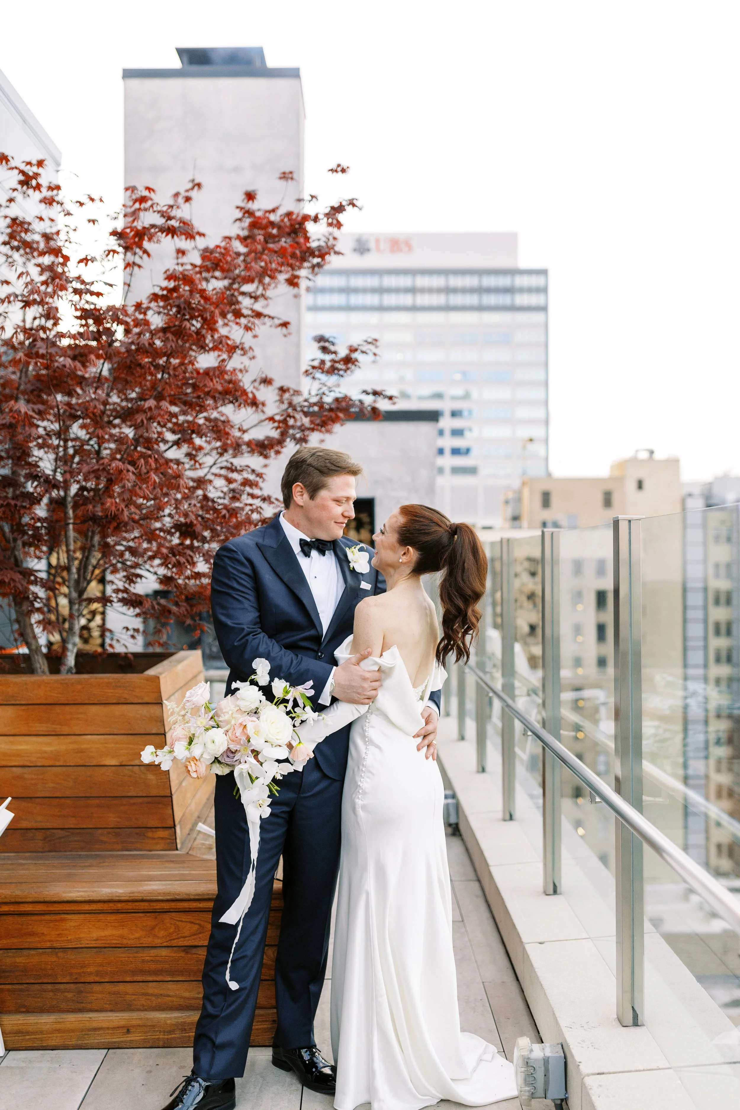 Nashville Wedding Venues Downtown Venues bride and groom skyline