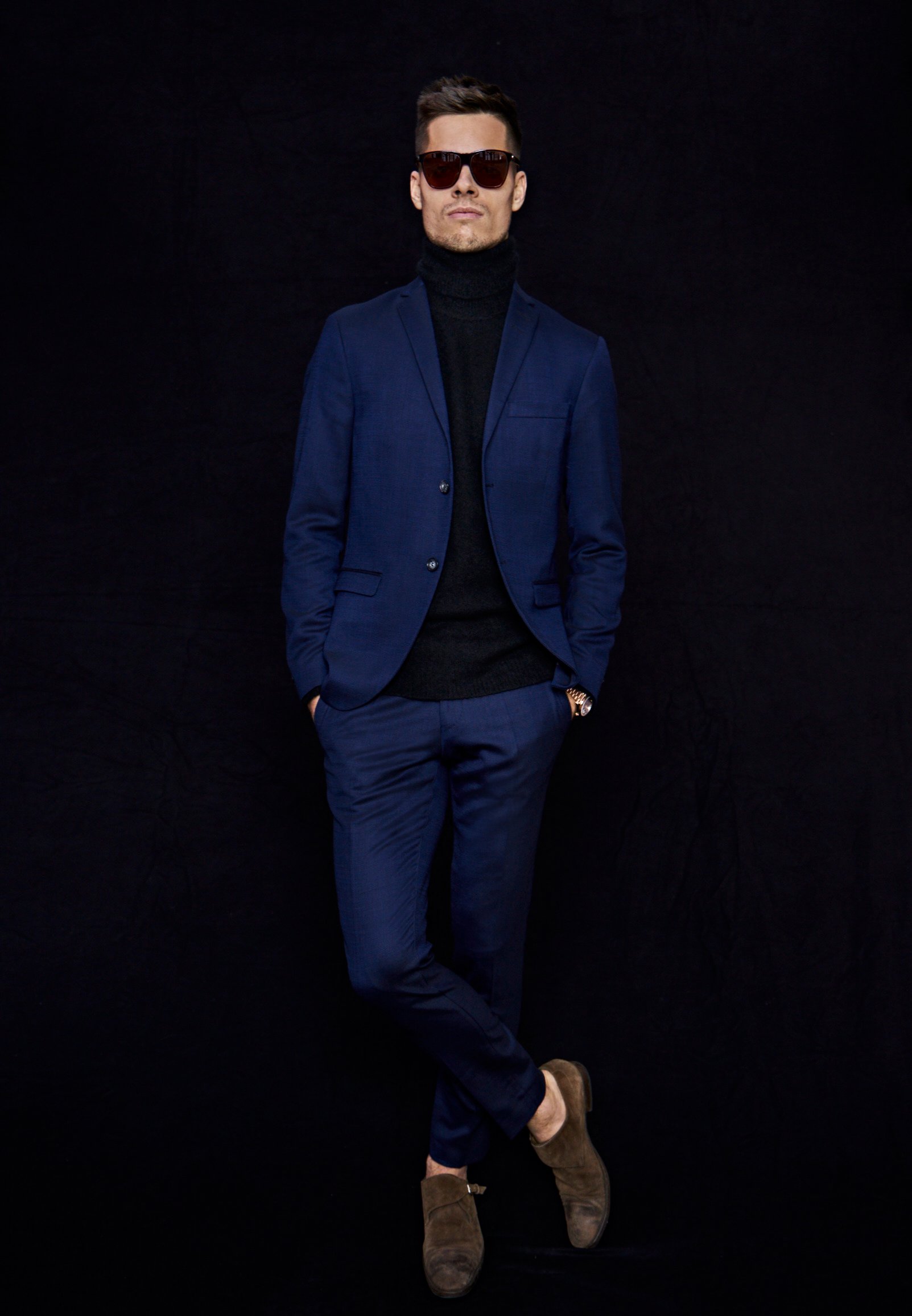 04_Motiv Julian Weigl blauer Anzug_1004.jpg