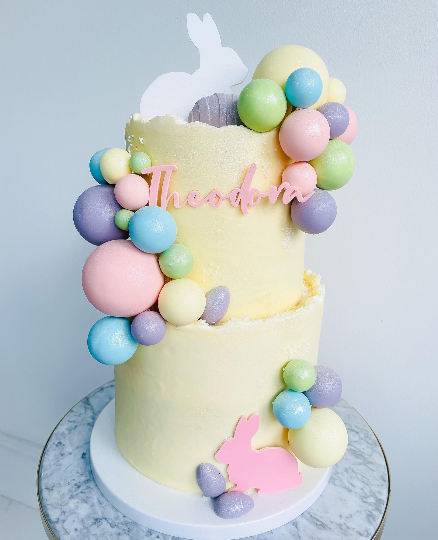 Easter Dreaming for Theodora 

#buttercreamcake #cake #buttercream #easter #eastercake #easter #chocolate #cakedecorating #cakedesign