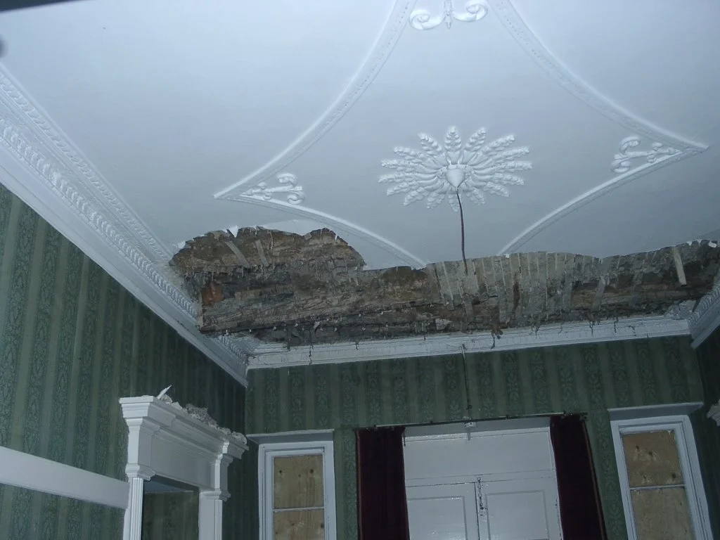 ceiling caving iun