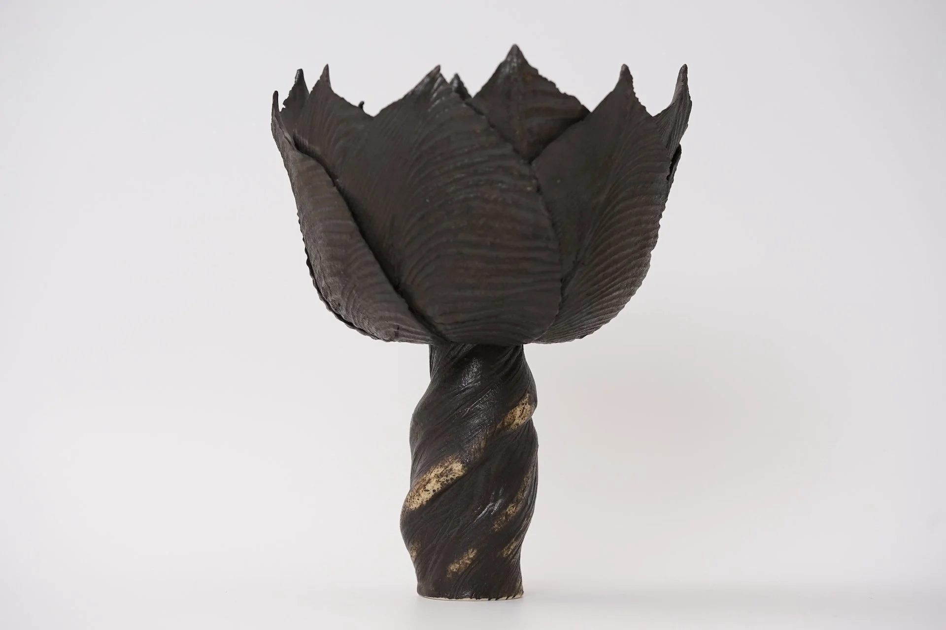Large porcelain bud vase by Johannes Gebhardt, 1970s 1859.JPG