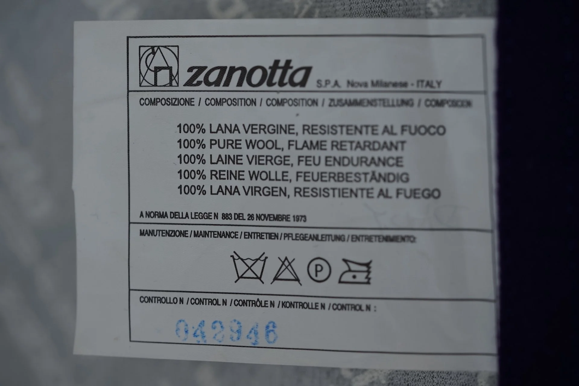 Lounge Chair Karelia by Liisi Beckmann for Zanotta 7268.JPG