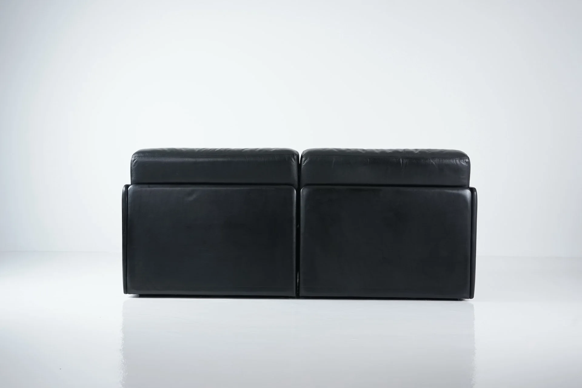 DS 78 Black Leather Sofa by De Sede  0368.JPG