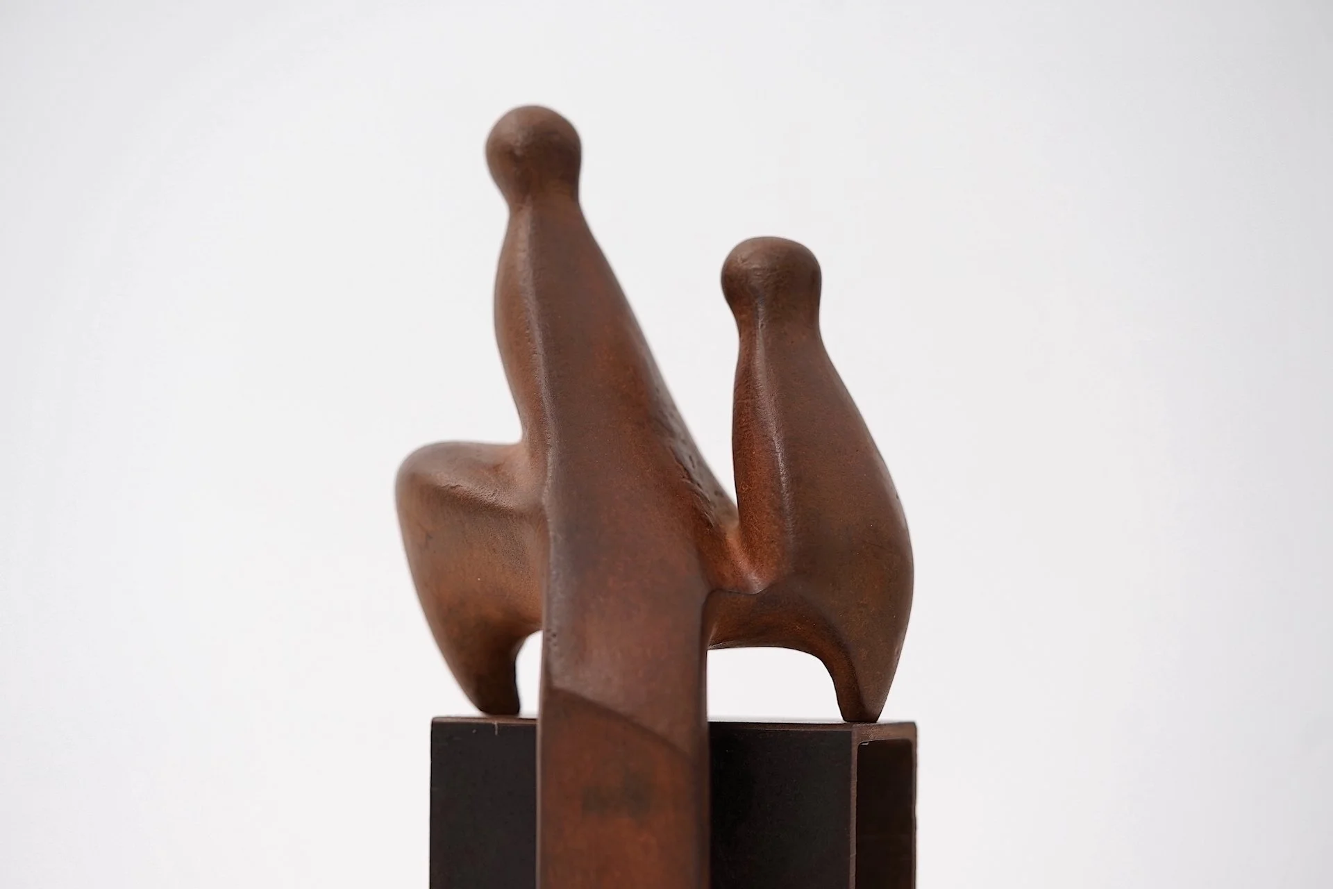 Zezoo Animal & Rider – Abstract Cast Iron Sculpture by Gertraude Zebe, 3:5, 20033674.JPG