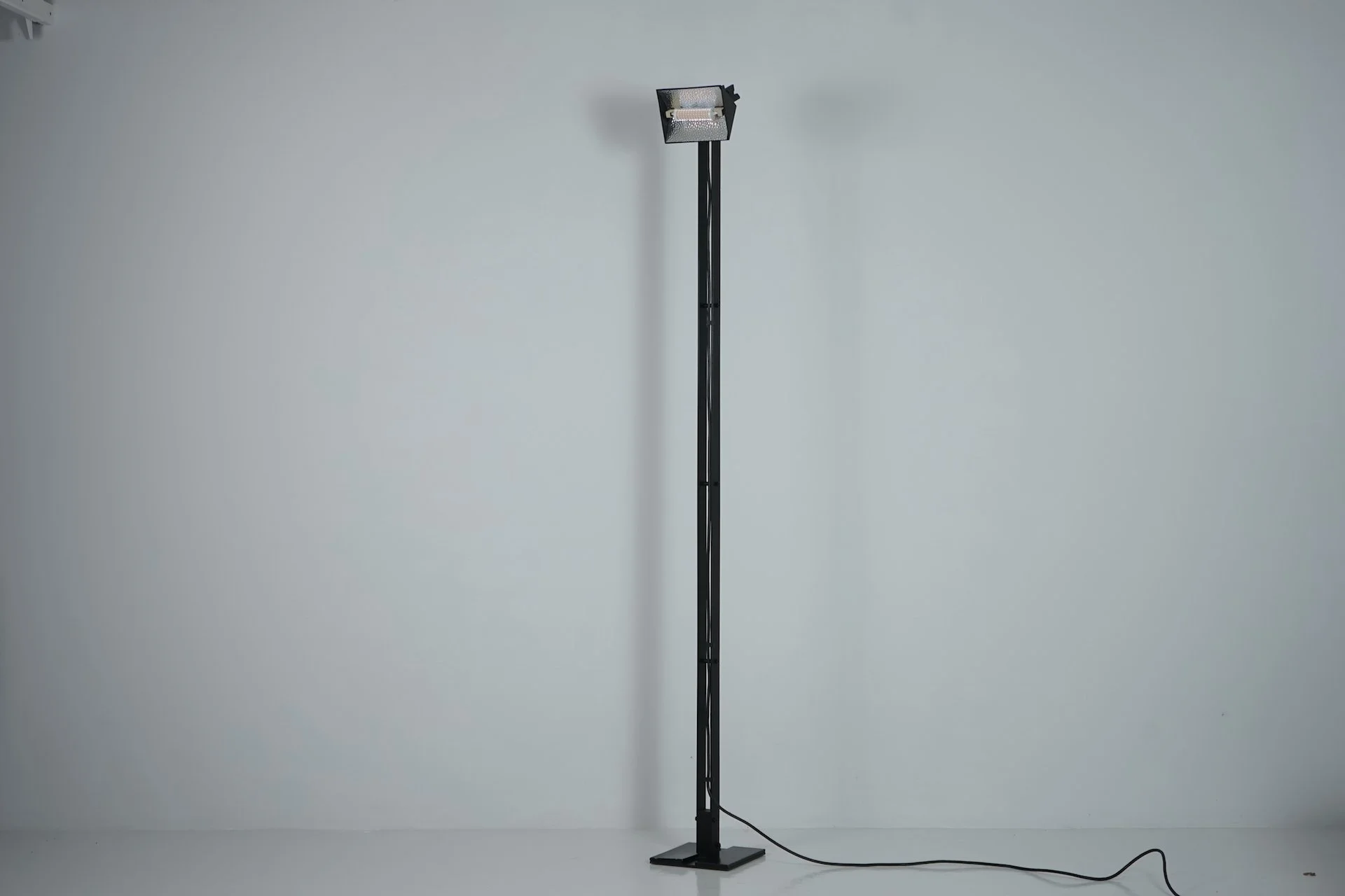 Floor Lamp Kru Kiterra by Tiziano Inguanotto for Sem Luci