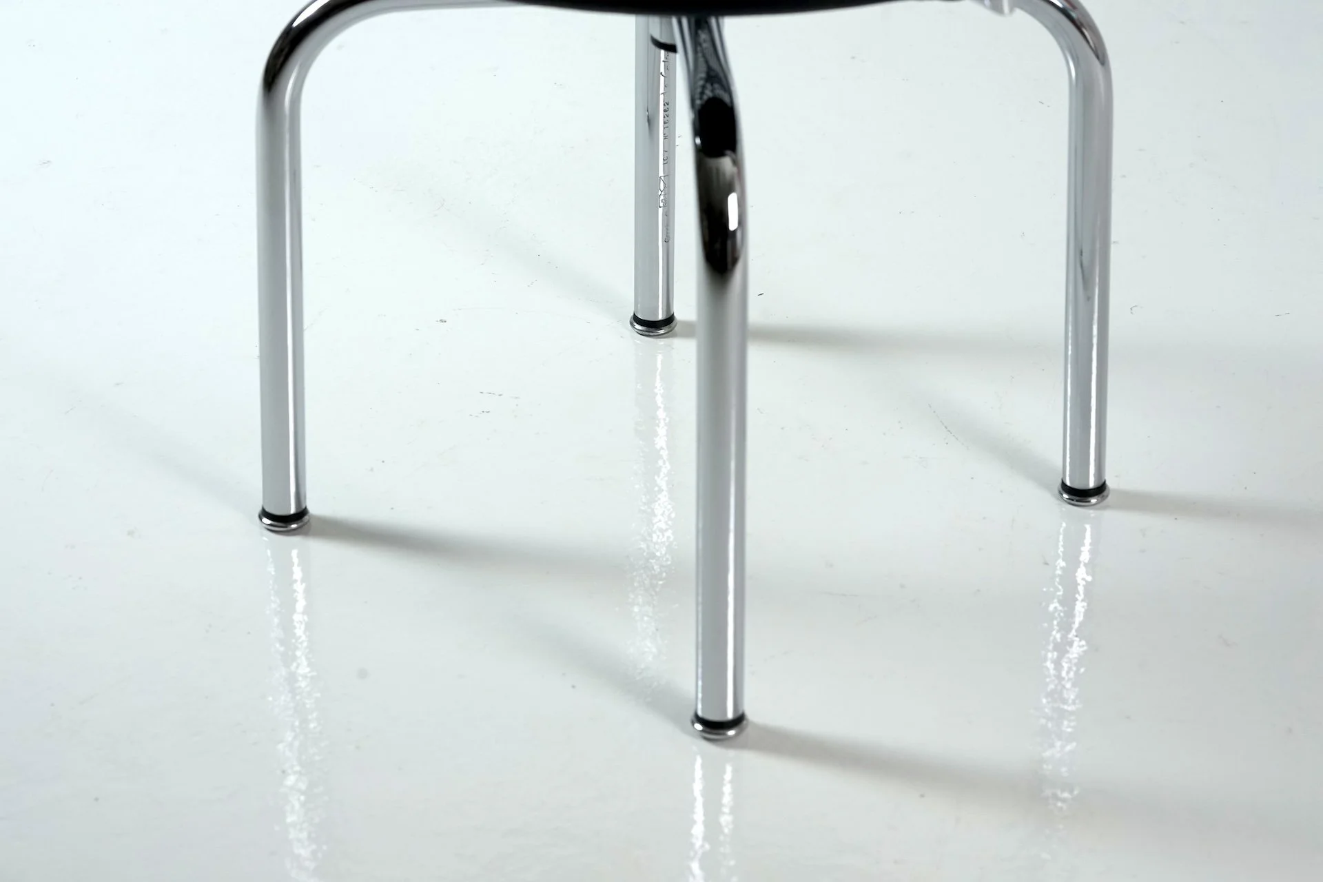 LC7 Swivel Chair by Charlotte Perriand for Cassina 209.JPG