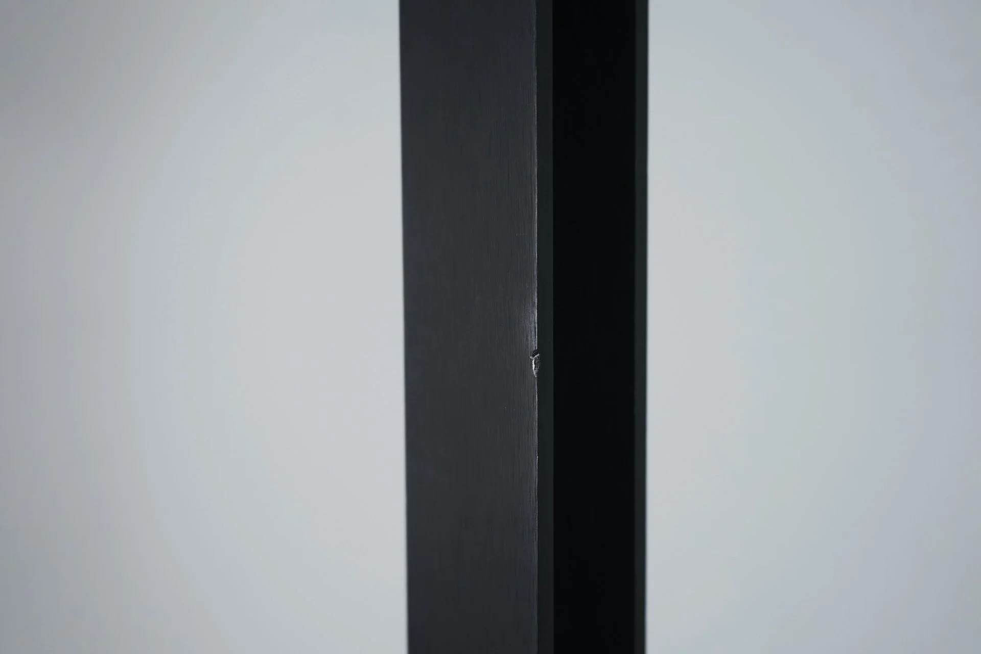 kru-kiterra-floor-lamp-tiziano-inguanotto-sem-luci 5964.JPG