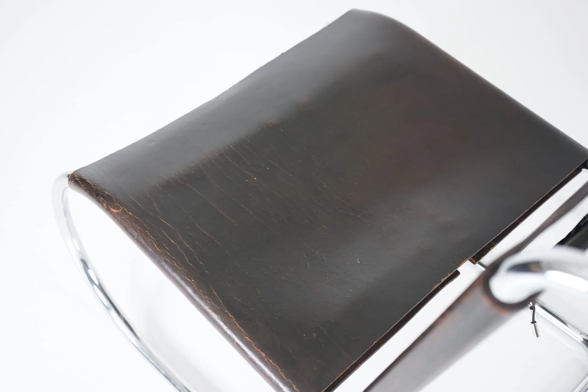 MR30 Stahlrohrsessel mit schwarzem Leder von Ludwig Mies van der Rohe für Knoll, Set of 2 492.JPG