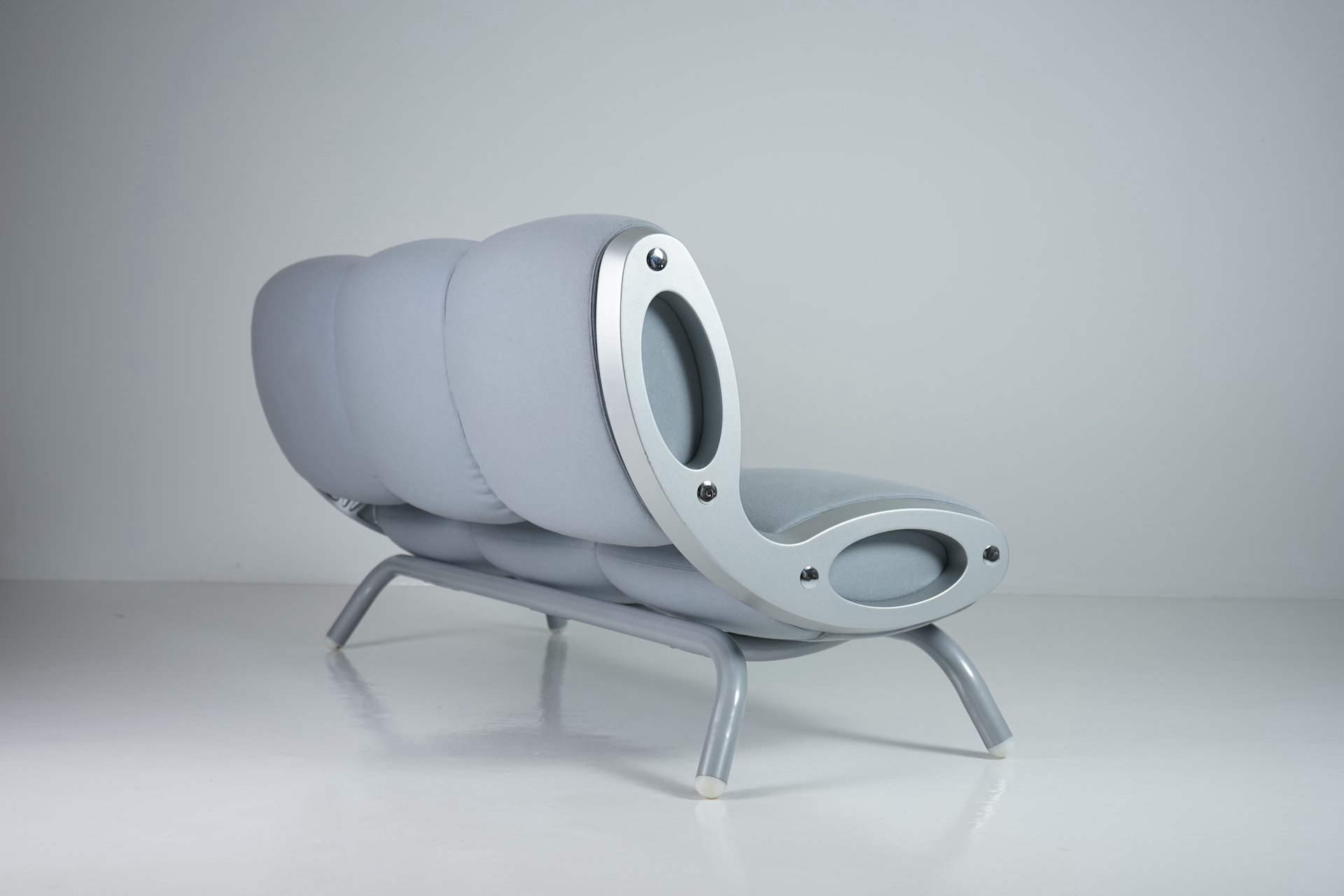 Gluon Sofa by Marc Newson for Moroso 5808.JPG