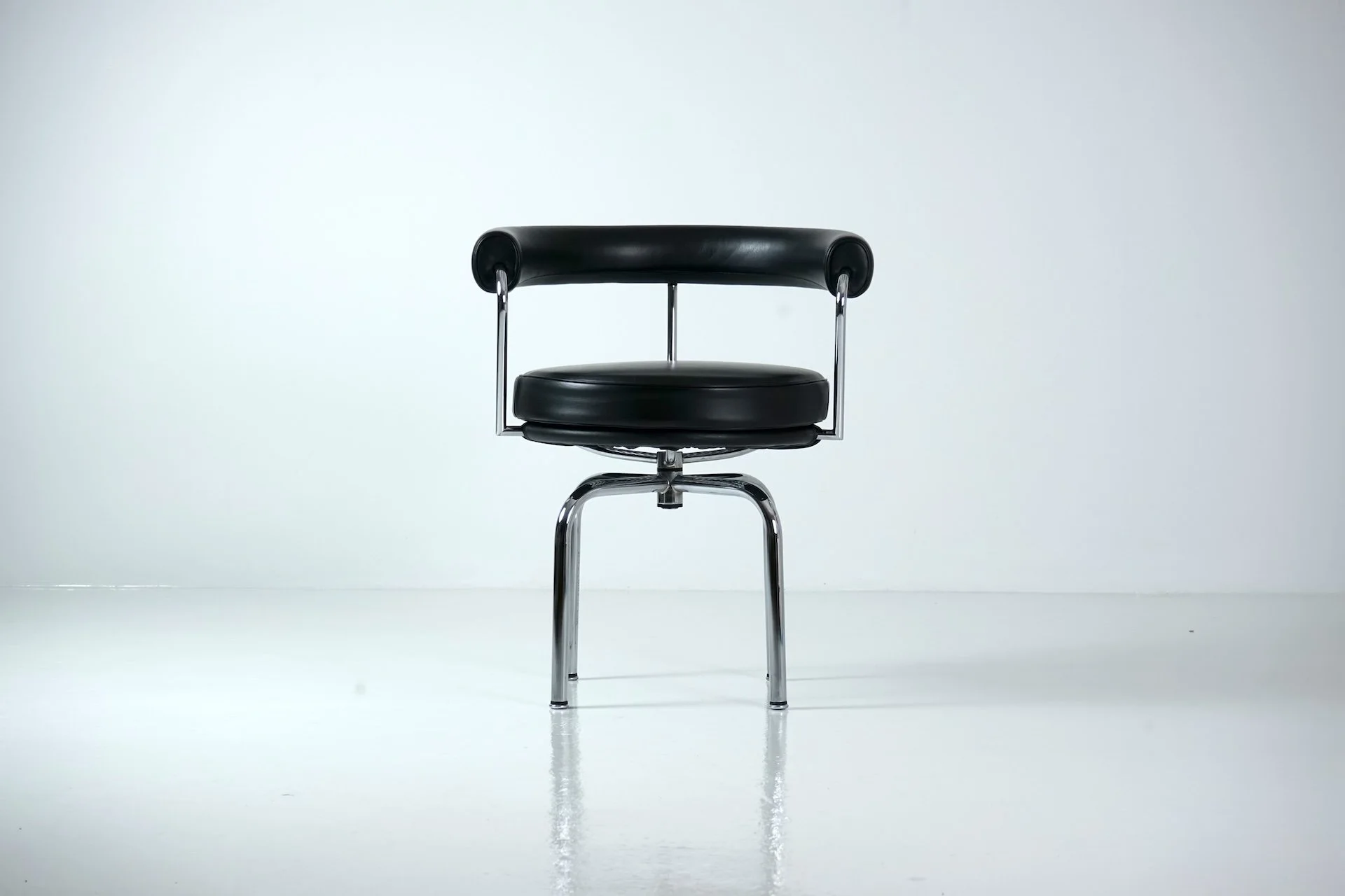 LC7 Swivel Chair by Charlotte Perriand for Cassina 189.JPG