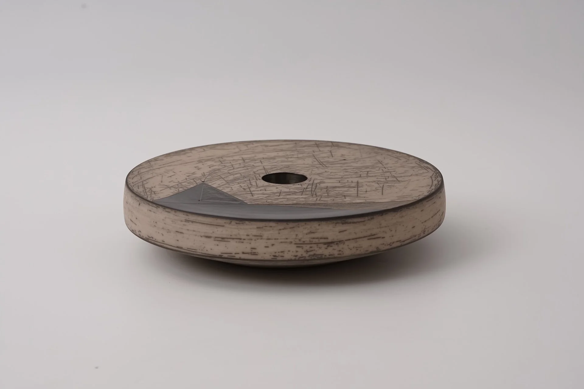 Belgian Studio Pottery by Jaques Tjok Dessauvage, 2000 44.JPG