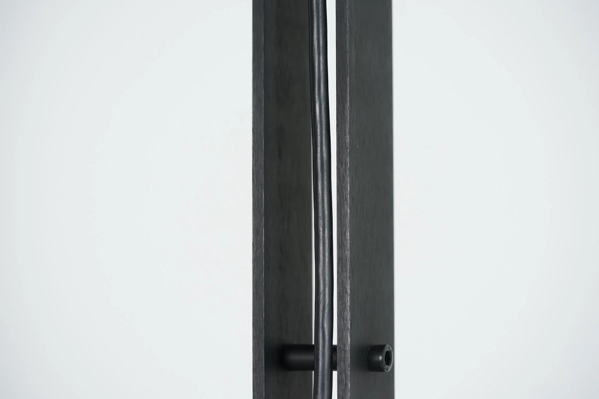 kru-kiterra-floor-lamp-tiziano-inguanotto-sem-luci 5950.JPG