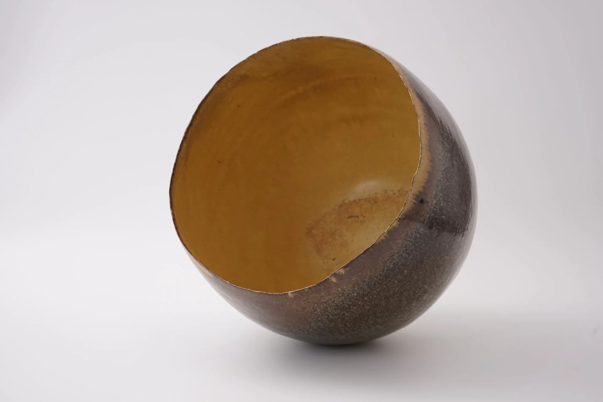 Large Studio Ceramic Bowl by Sabine Jeck Keramik 1904.JPG