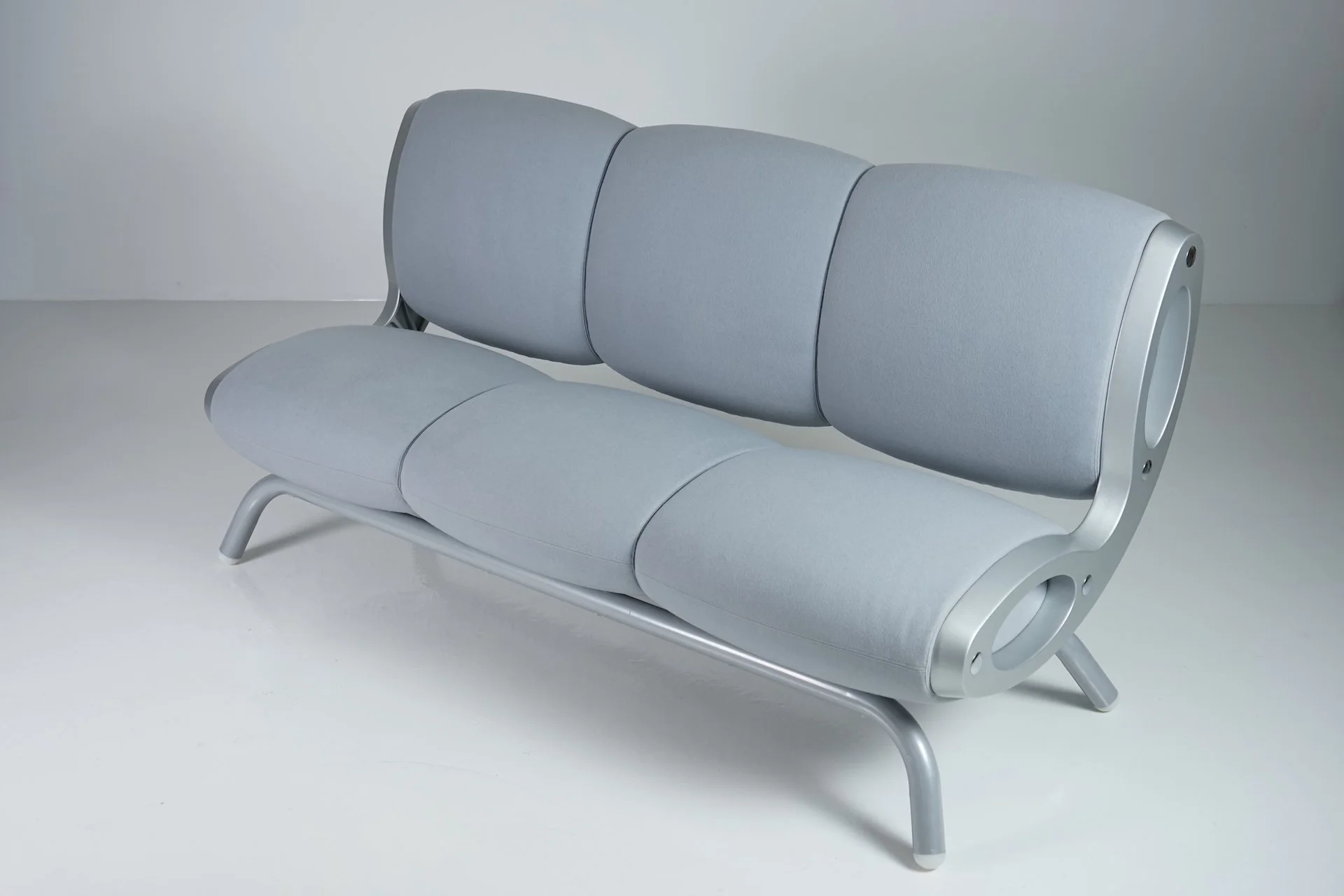 Gluon Sofa by Marc Newson for Moroso 5841.JPG