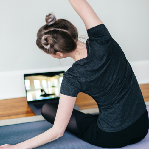 Online Yoga and Wellness with Lee-ann | Image credit Kari Shea