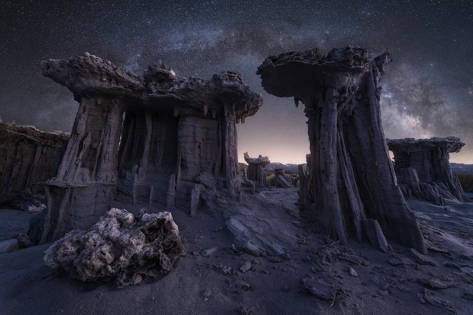 Mono Lake Tufa Towers at Night – Alien Rock Formations Beneath the Milky Way.jpg