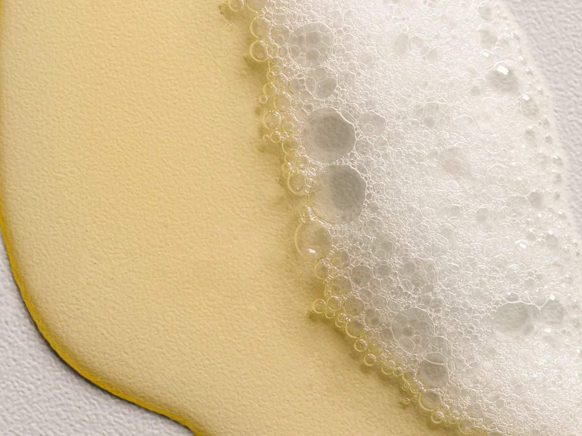 DEDE shampoo textuur en geur