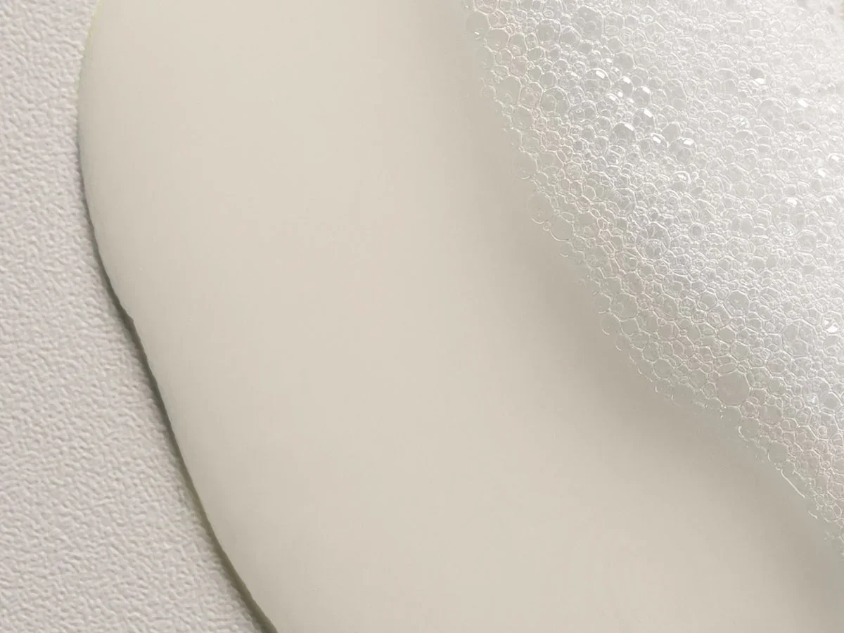Love Curl Shampoo geur en textuur