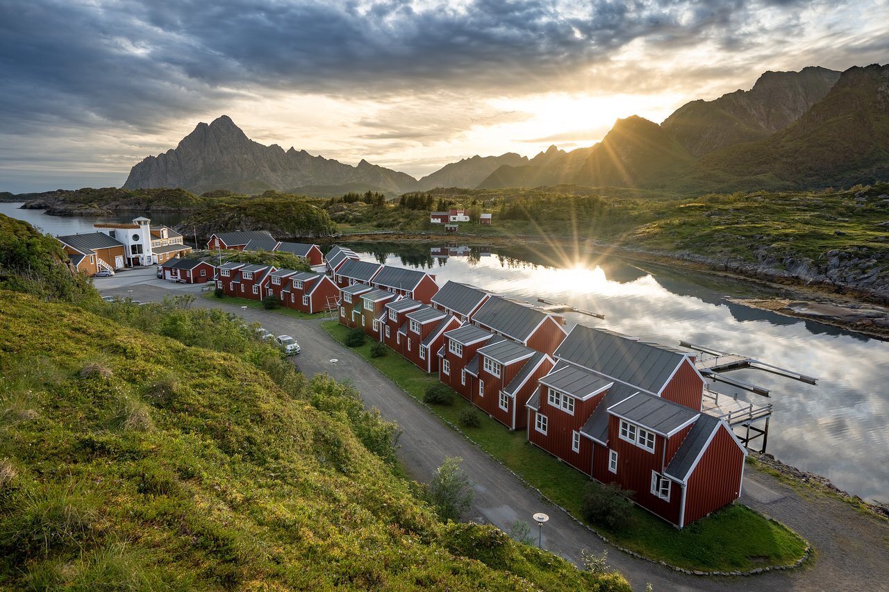 nyvagar-rorbuhotel-by.jpg