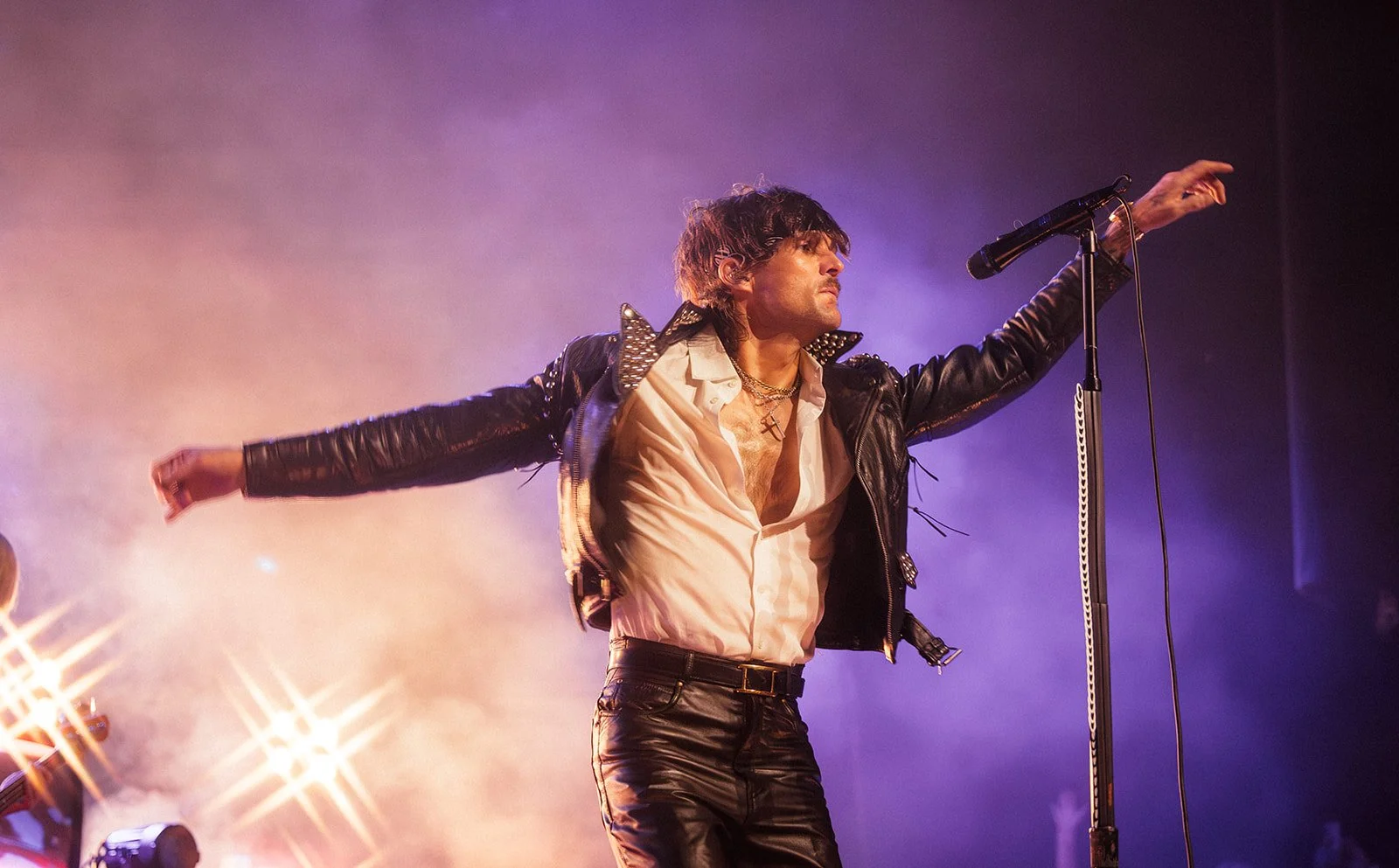 boys-like-girls-tour-moore-theater-final-164.jpg