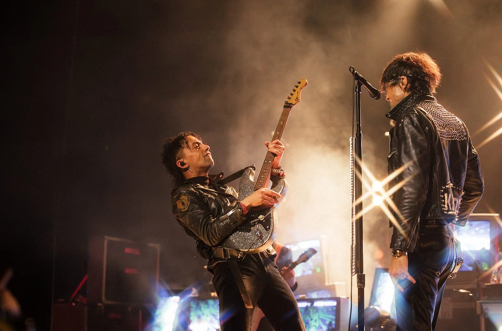 boys-like-girls-tour-moore-theater-final-139.jpg