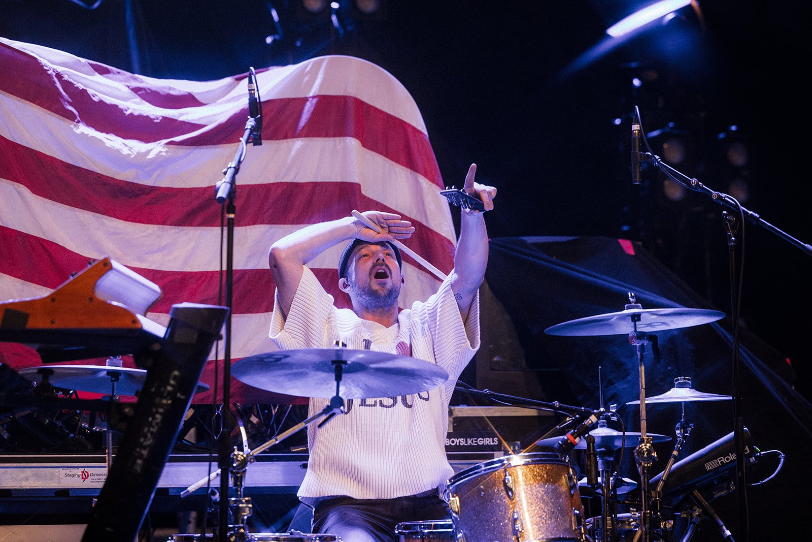 boys-like-girls-tour-moore-theater-final-51.jpg