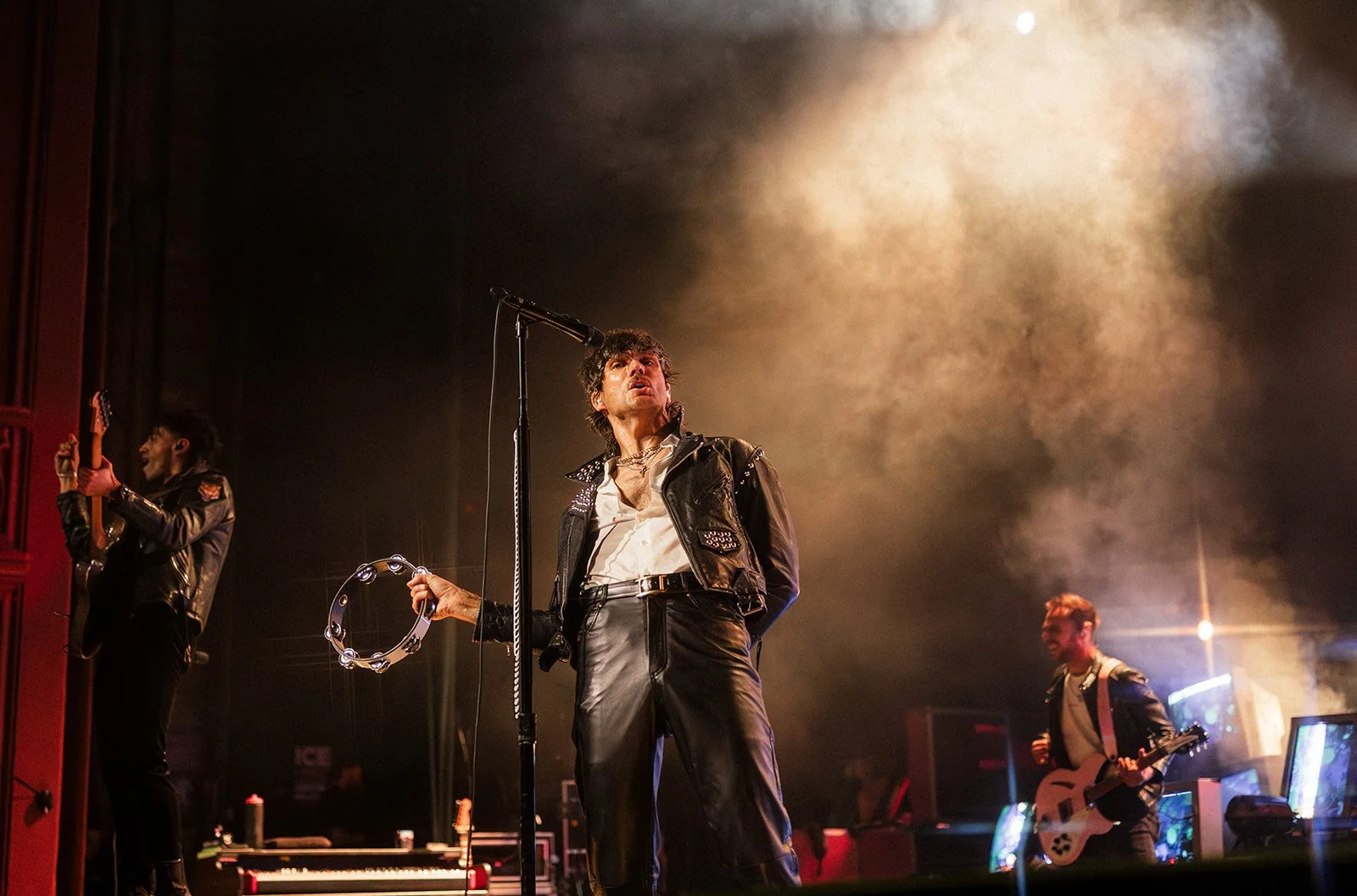 boys-like-girls-tour-moore-theater-final-136.jpg