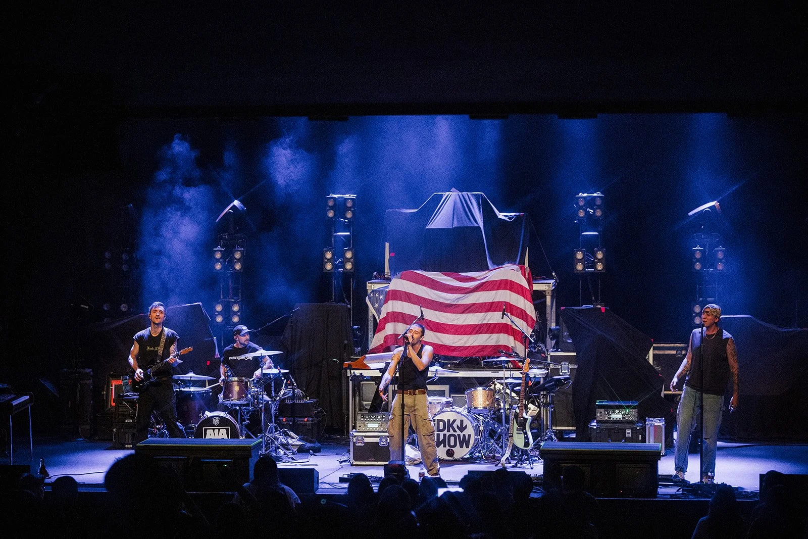 boys-like-girls-tour-moore-theater-final-26.jpg