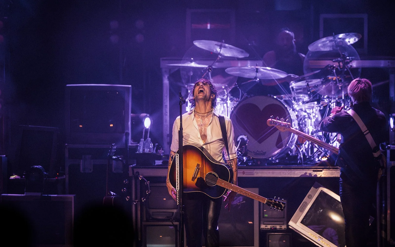 boys-like-girls-tour-moore-theater-final-184.jpg