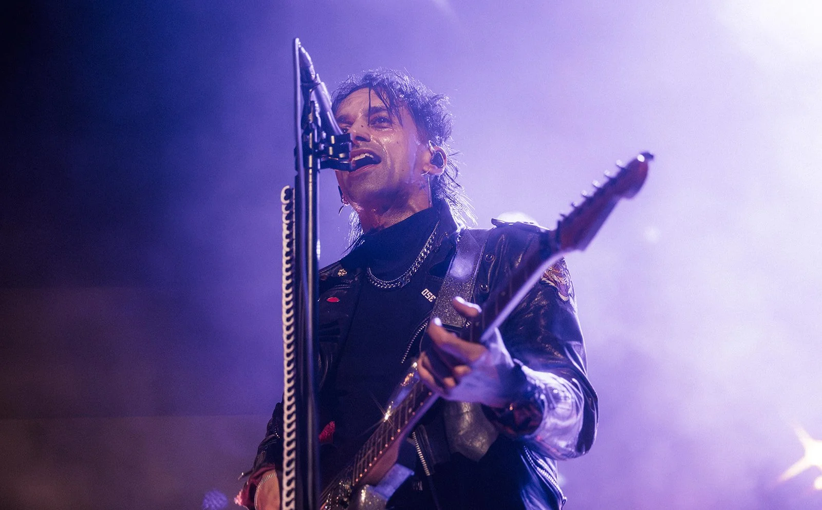 boys-like-girls-tour-moore-theater-final-161.jpg