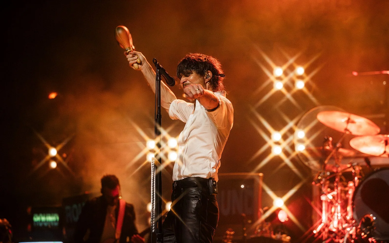 boys-like-girls-tour-moore-theater-final-188.jpg
