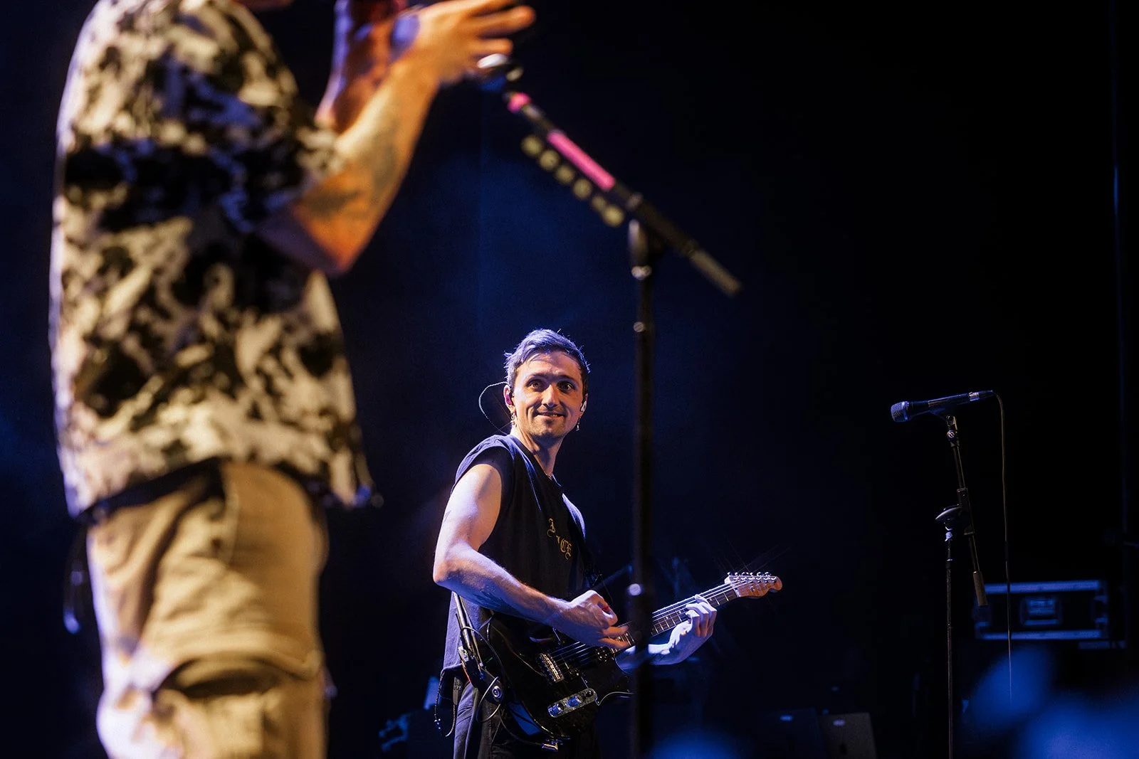 boys-like-girls-tour-moore-theater-final-2.jpg