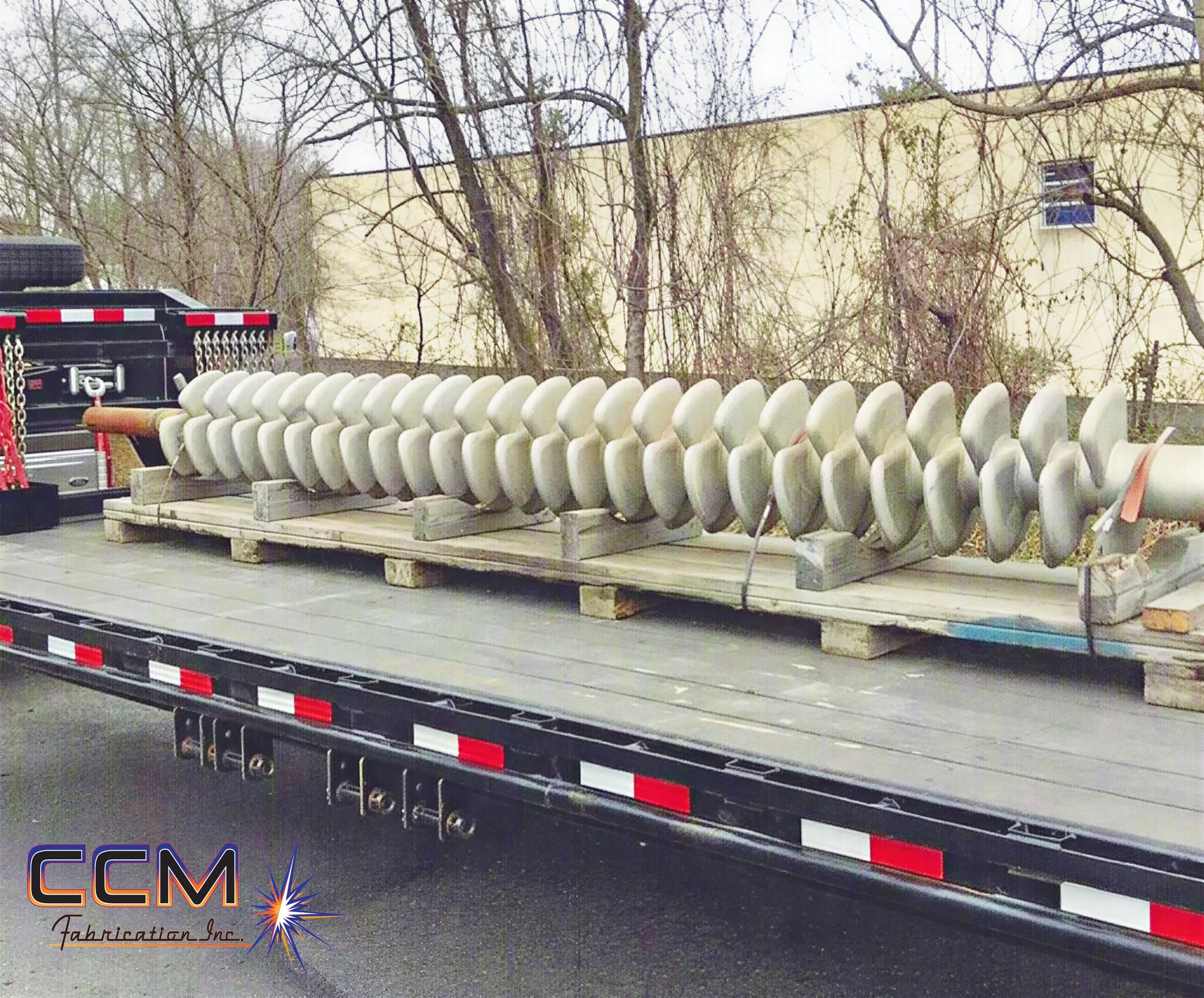 PIC of Porcupine on truck 2-10-26.jpg