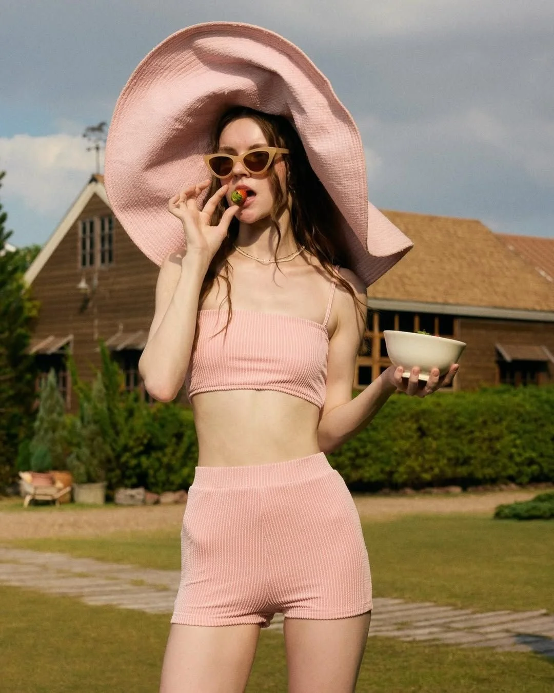 72-julia-radevich-thailand-fashionmodel.jpg