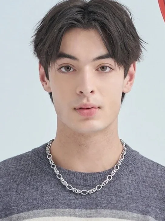 NICHOLAS / Coming Soon