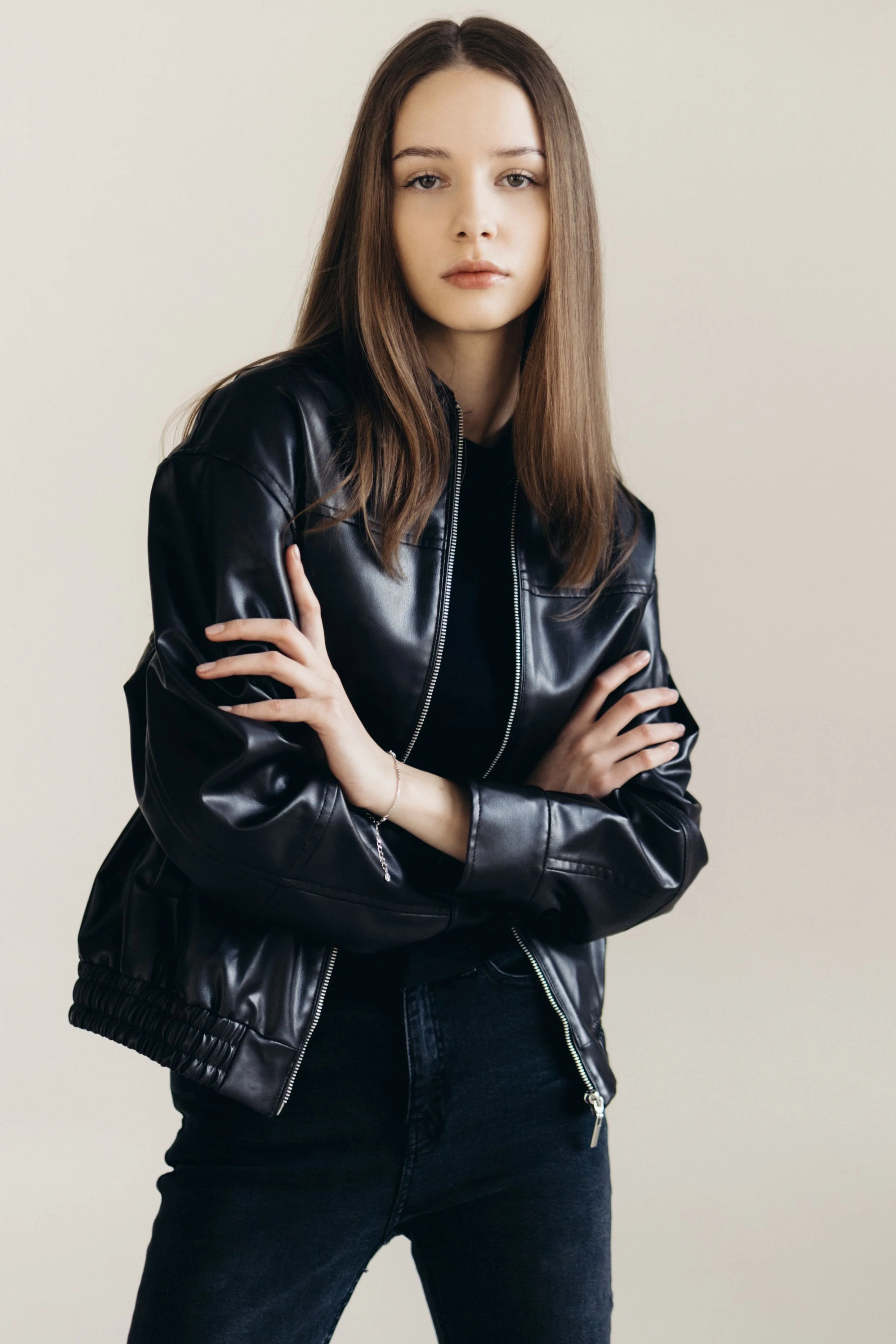 21-taya-main-book-yoo-models.jpg