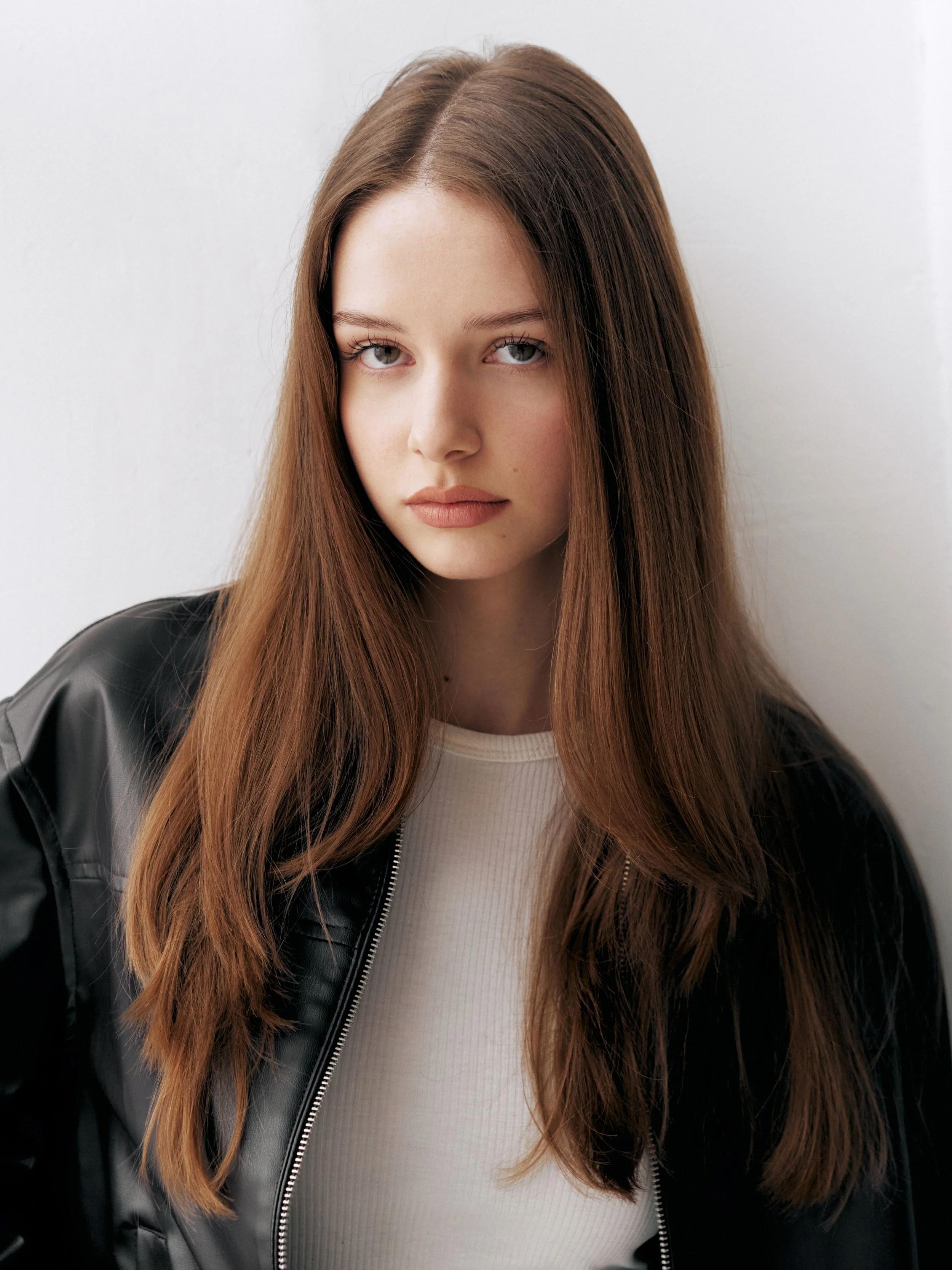 8-taya-main-book-yoo-models.jpg