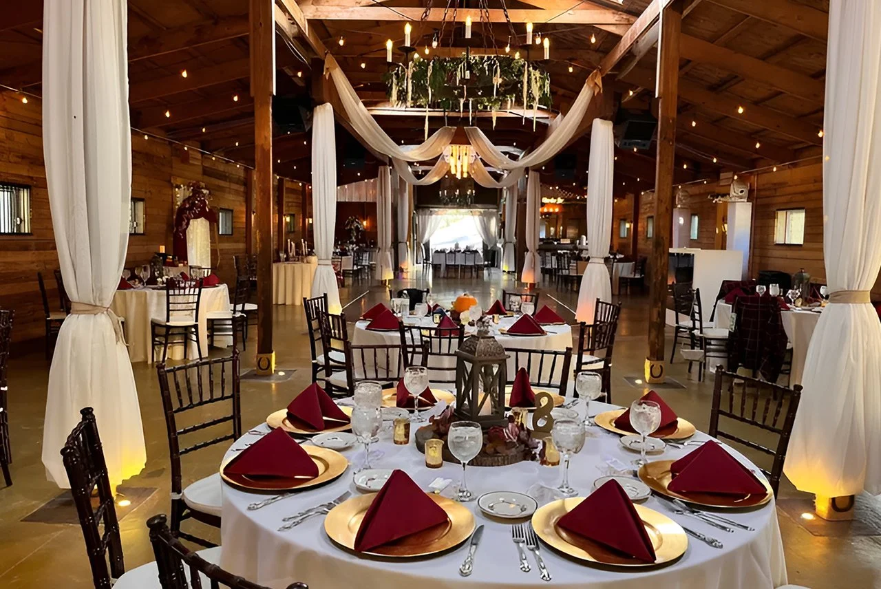 How to Host a Luxury Reception at The Riverview Barn on a Mid-Range Budget