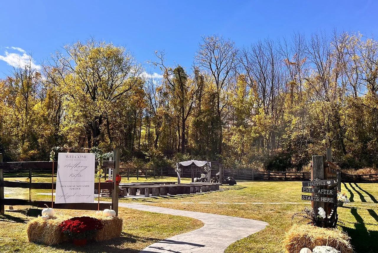 Insider Tips for Coordinating Vendors at The Riverview Barn Efficiently